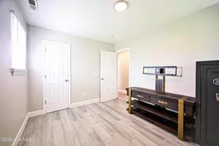 200 Dale Dr, Jacksonville, NC 28540 - Photo 29