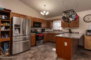623 Queens Creek Rd, Hubert, NC 28539 - Photo 13