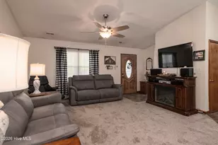 623 Queens Creek Rd, Hubert, NC 28539 - Photo 11
