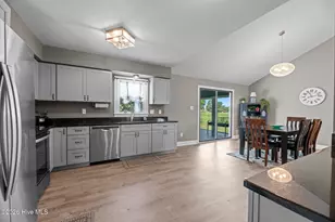 6102 Felucca Ct, New Bern, NC 28560 - Photo 11