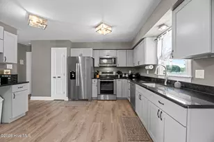 6102 Felucca Ct, New Bern, NC 28560 - Photo 9
