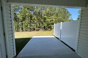 502 Cove Dr, Newport, NC 28570 - Photo 9