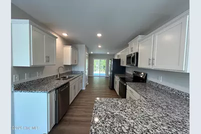 502 Cove Drive, Newport, NC 28570 - Photo 5