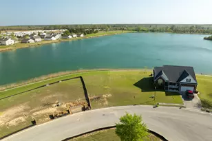 273 Lake Tyler Dr, New Bern, NC 28560 - Photo 1