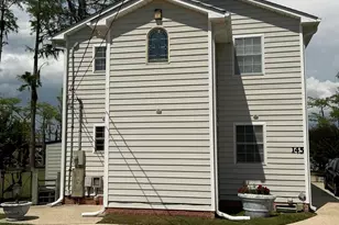 145 Maple Ave, Elizabethtown, NC 28337 - Photo 3
