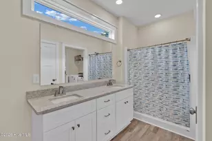 125 NE 15th St, Oak Island, NC 28465 - Photo 19