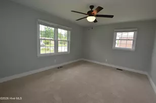 1018 Oak Dr, Jacksonville, NC 28546 - Photo 13