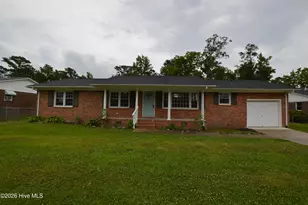 1018 Oak Dr, Jacksonville, NC 28546 - Photo 1