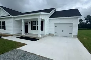 2312 Indian Town Rd, Clinton, NC 28328 - Photo 3