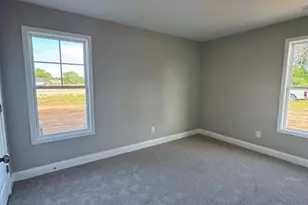 2312 Indian Town Rd, Clinton, NC 28328 - Photo 7