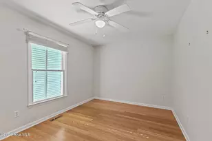 305 Joan Ct, Beaufort, NC 28516 - Photo 33