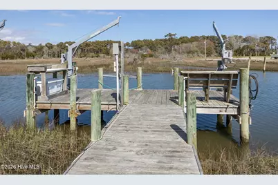 305 Joan Court, Beaufort, NC 28516 - Photo 5