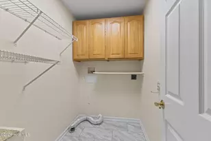 305 Joan Ct, Beaufort, NC 28516 - Photo 37