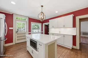 804 Pollock St, New Bern, NC 28562 - Photo 11