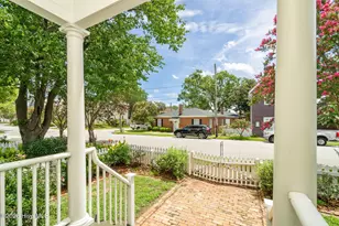 804 Pollock St, New Bern, NC 28562 - Photo 5