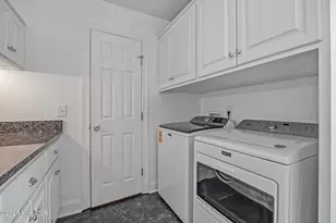 819 Badger Cir, Greenville, NC 27834 - Photo 33