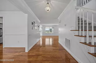 819 Badger Cir, Greenville, NC 27834 - Photo 7