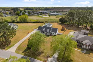 819 Badger Cir, Greenville, NC 27834 - Photo 5