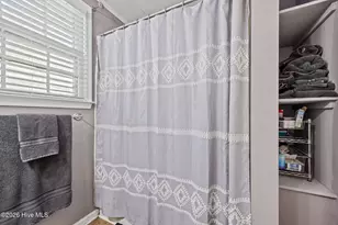 2812 Evans St, Morehead City, NC 28557 - Photo 19