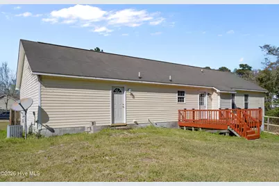 300 Brookstone Way, Jacksonville, NC 28546 - Photo 5