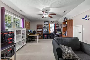 303 Kojack Ct, Richlands, NC 28574 - Photo 27