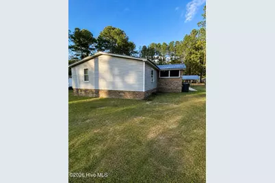 8801 Johns Mill Road, Maxton, NC 28364 - Photo 3