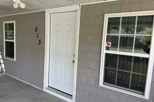 515 McInnis St, Pembroke, NC 28372 - Photo 5