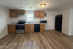 515 McInnis St, Pembroke, NC 28372 - Photo 15