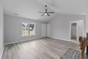 106 Goldie Ln, Beulaville, NC 28518 - Photo 7
