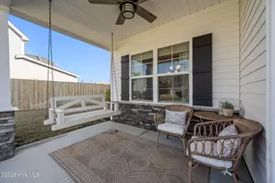 37 Lyford Cay Ct, Hampstead, NC 28443 - Photo 9