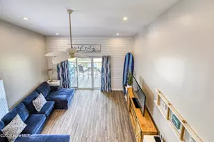 918 N New River Dr, Surf City, NC 28445 - Photo 15