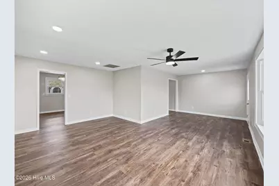 404 Maplehurst Drive, Jacksonville, NC 28540 - Photo 9