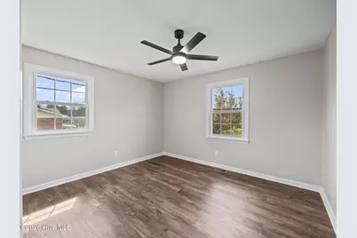 404 Maplehurst Drive, Jacksonville, NC 28540 - Photo 27