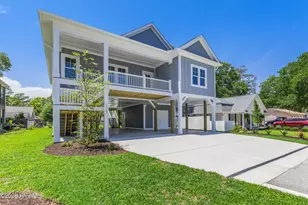 125 NW 19th St, Oak Island, NC 28465 - Photo 7