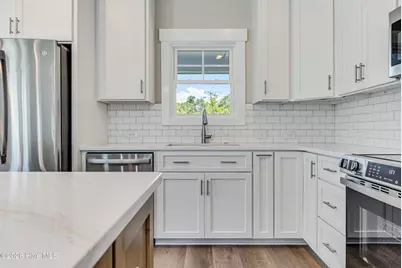 125 NW 19th Street, Oak Island, NC 28465 - Photo 15