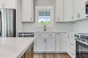 125 NW 19th St, Oak Island, NC 28465 - Photo 15