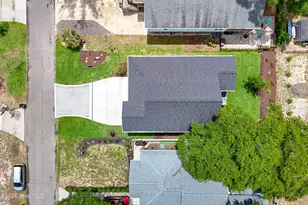 125 NW 19th St, Oak Island, NC 28465 - Photo 49