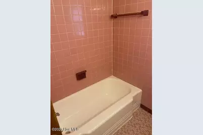 406 W Daniels Street, Kinston, NC 28501 - Photo 13