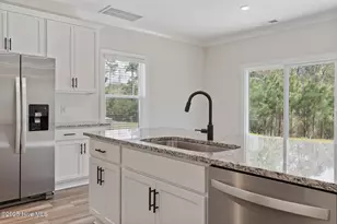 38 Umbrella Palm Dr, Hampstead, NC 28443 - Photo 13