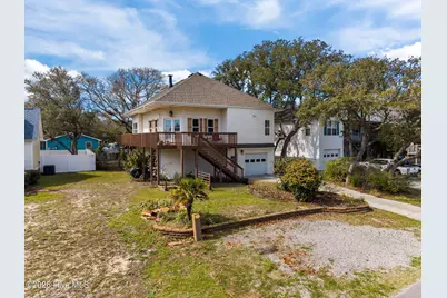 217 NE 61st Street, Oak Island, NC 28465 - Photo 7