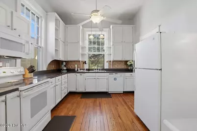 129 E Railroad Street, La Grange, NC 28551 - Photo 15