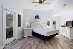 301 Salter Path Rd, Pine Knoll Shores, NC 28512 - Photo 7