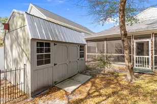 152 NW 10th St, Oak Island, NC 28465 - Photo 47
