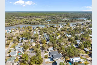 152 NW 10th Street, Oak Island, NC 28465 - Photo 9