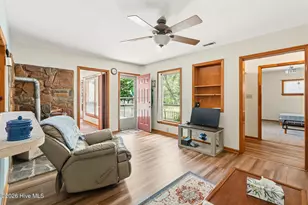 194 Poole Rd, Rockingham, NC 28379 - Photo 5