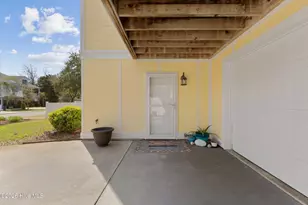 329 NE 59th St, Oak Island, NC 28465 - Photo 5