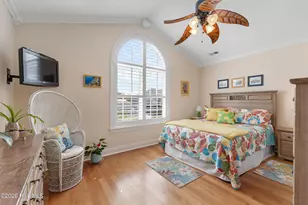 329 NE 59th St, Oak Island, NC 28465 - Photo 19