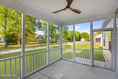 107 E Holly Ridge Road, New Bern, NC 28562 - Photo 31