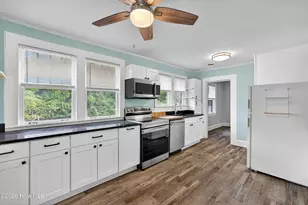 2240 W Lake Shore Dr, Wilmington, NC 28401 - Photo 23