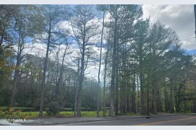 2240 W Lake Shore Drive, Wilmington, NC 28401 - Photo 13